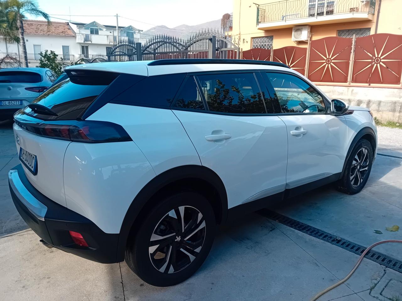 Peugeot 2008 BlueHDi 130 S&S EAT8 GT