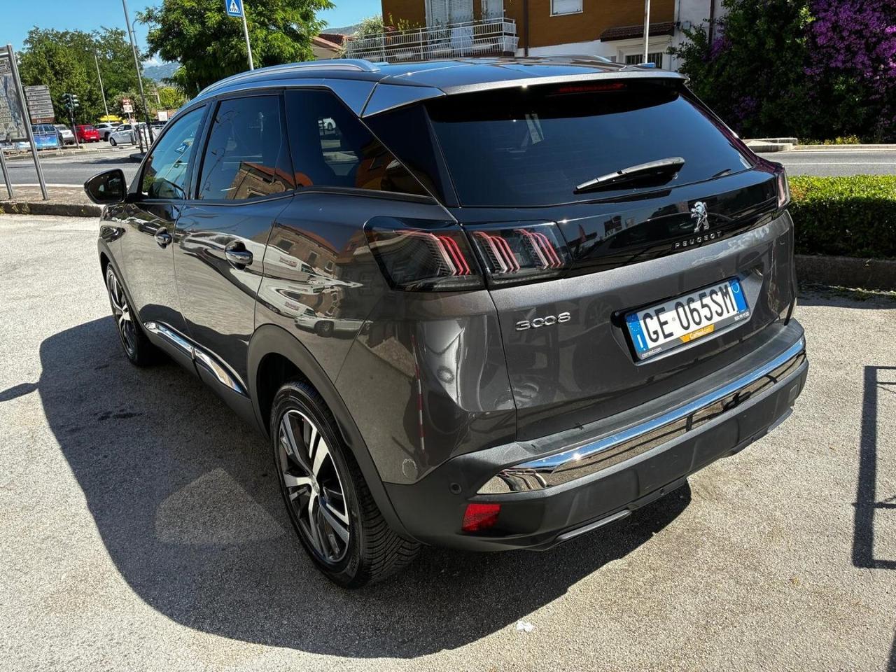 PEUGEOT 3008 HDI GT-LINE
