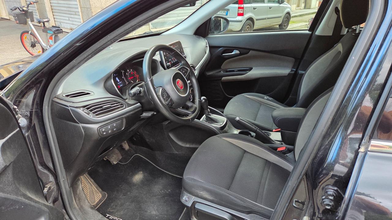 Fiat Tipo 1.6 Mjt S&S DCT SW Lounge