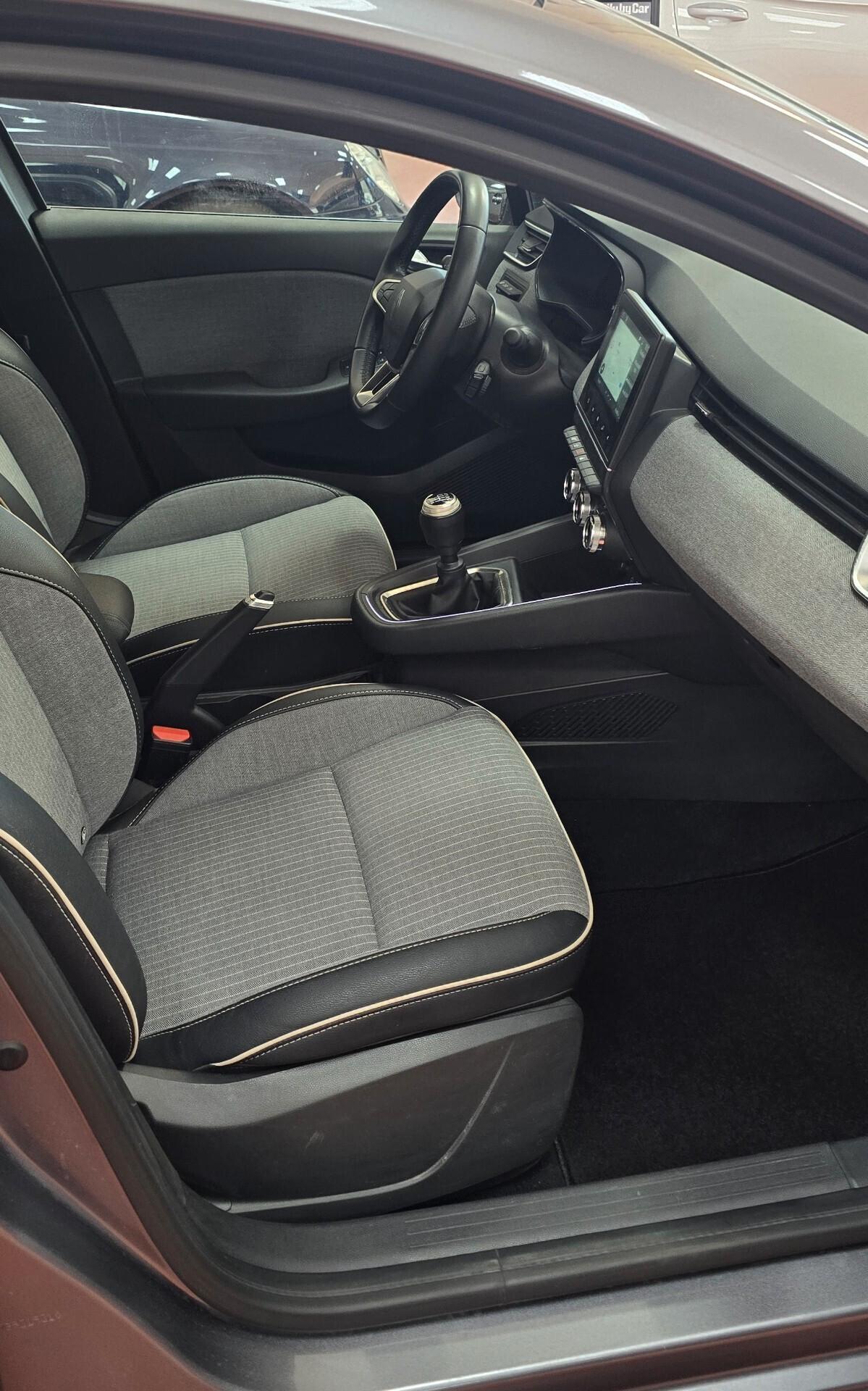 Renault Clio 1.0 TCe 90 CV (66 kW) Techno – Berlina Moderna, Tecnologica e Sostenibile