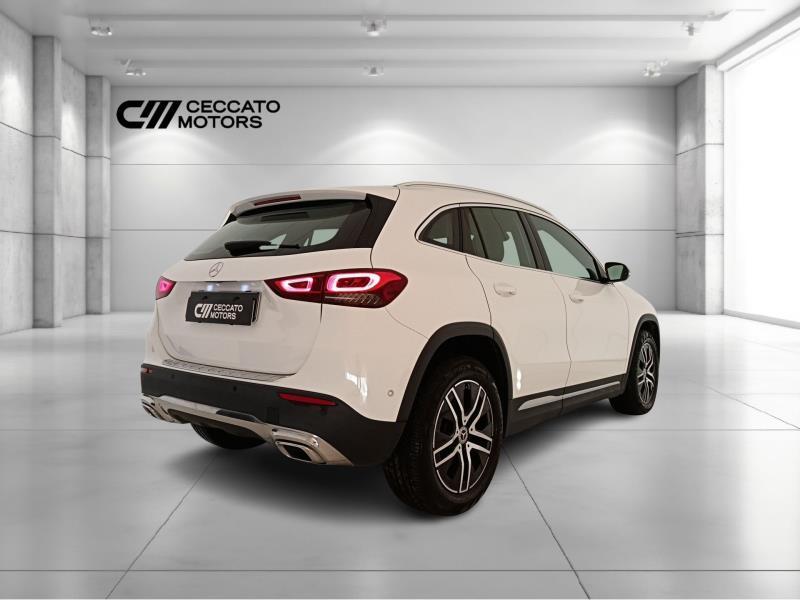 Mercedes GLA 180 180 D Sport Plus 8G-DCT
