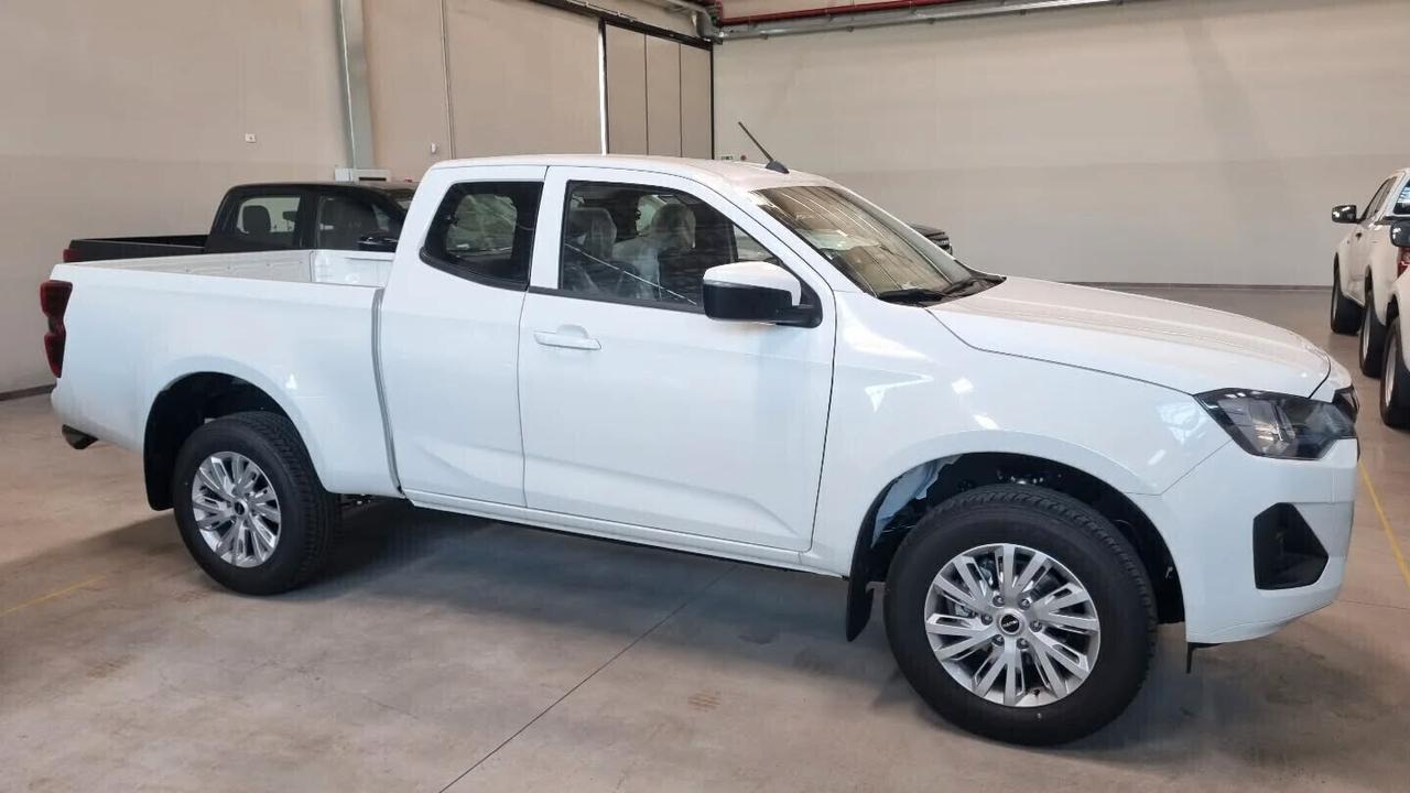 Isuzu D-Max Space N60 BB 4 posti Autocarro NUOVO