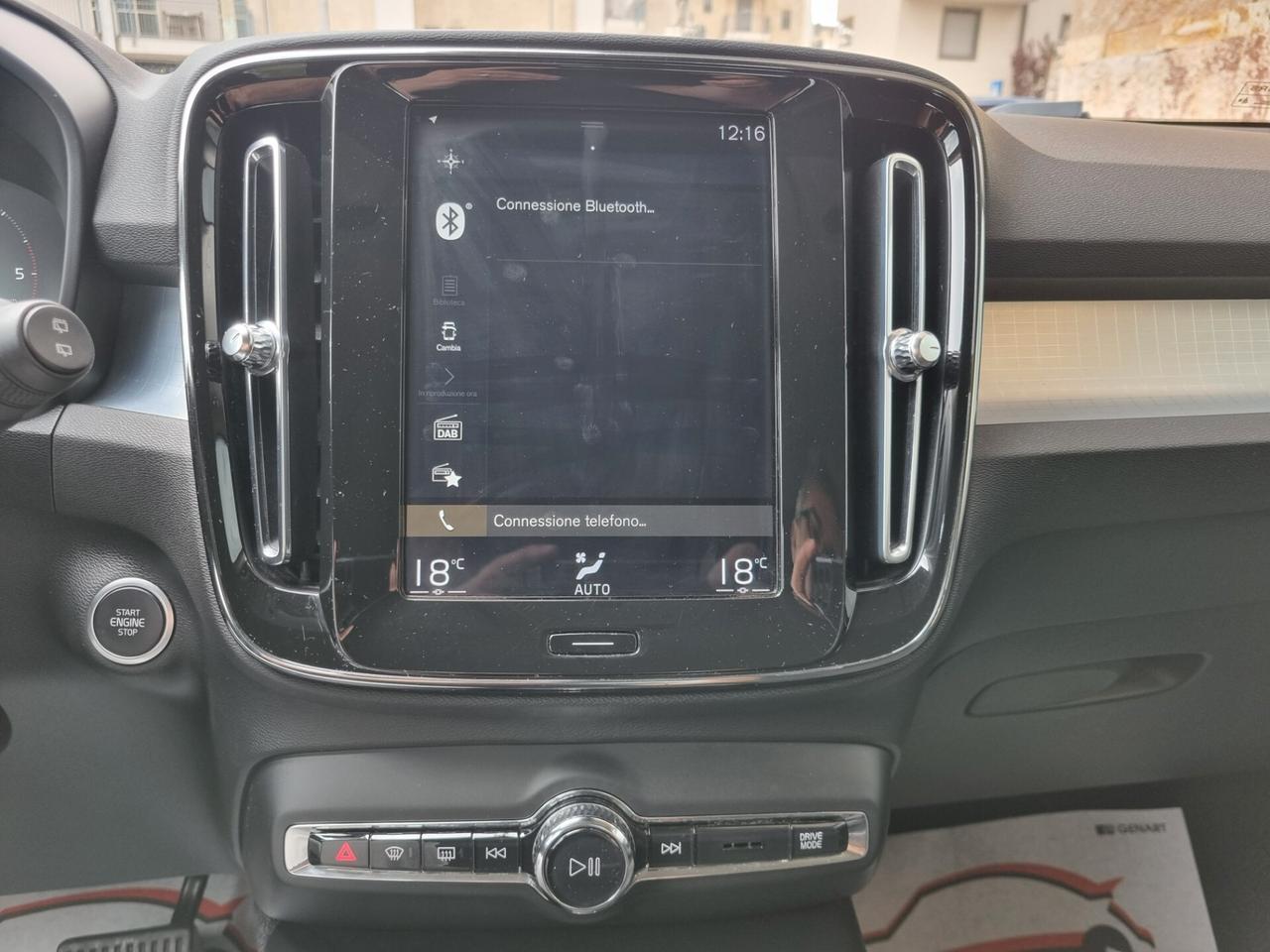 Volvo XC40 D3 Momentum Pro