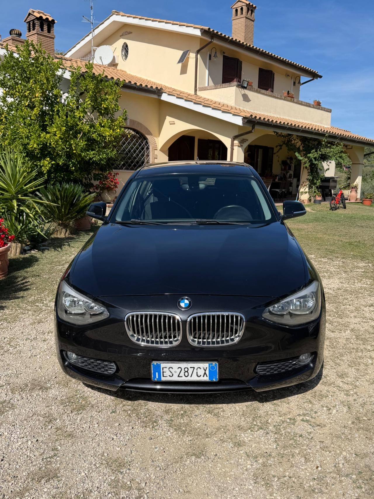 Bmw 116 116d 5p. Urban