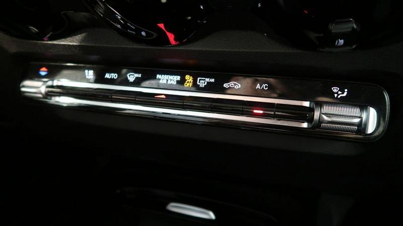 Mercedes-Benz GLB 180 d Business auto # FINITURE INTERNE PELLE #