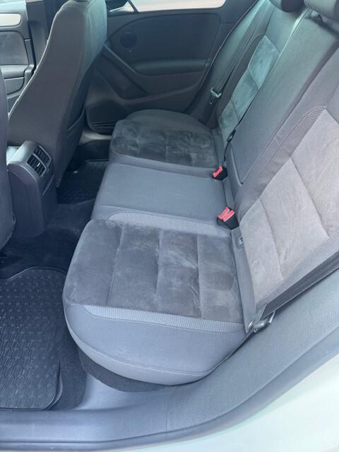 Volkswagen Golf 1.6 TDI DPF DSG 5p. Highline-R LINE