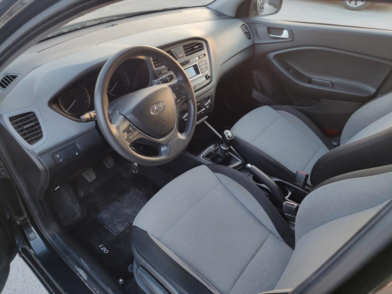 Hyundai i20 1.1 CRDi 5p Comfort KM54.000