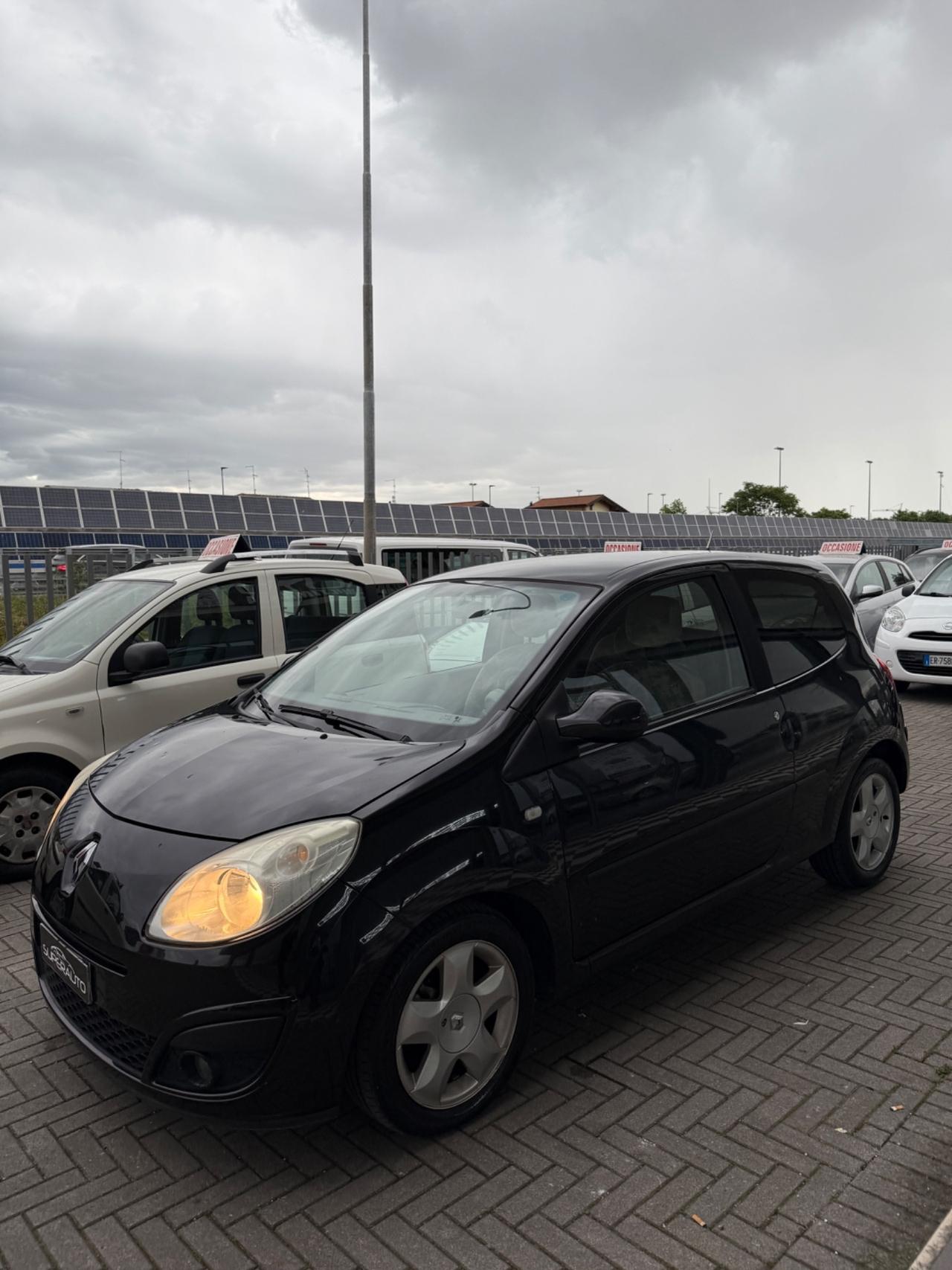 Renault Twingo 1.2 16V INITIALE