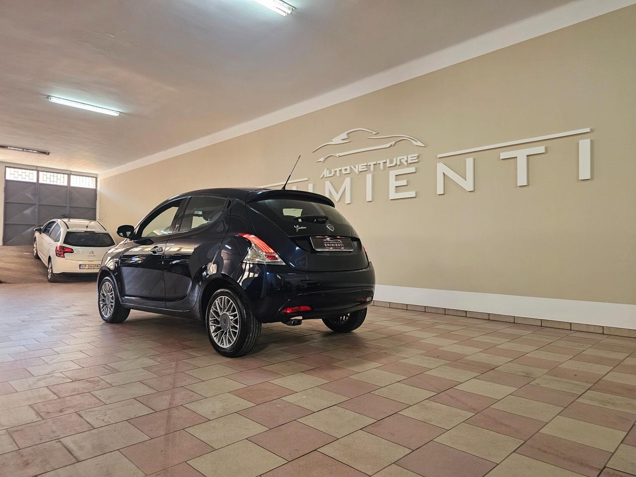 Lancia Ypsilon 1.2 69 CV 5 porte GPL Ecochic Gold