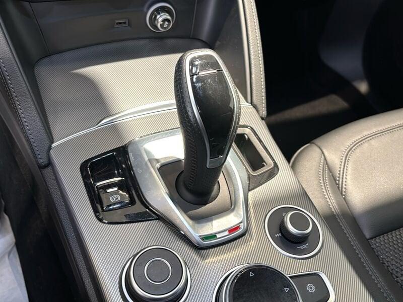 Alfa Romeo Stelvio 2.0 T 200 CV Sprint AT8 Q4