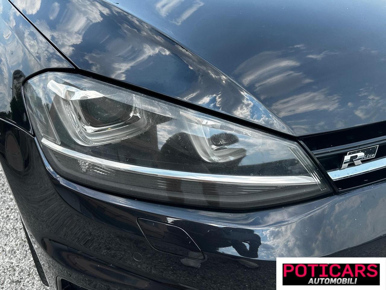 Volkswagen Golf 2.0 TDI 5p. Highline BlueMotion Rline