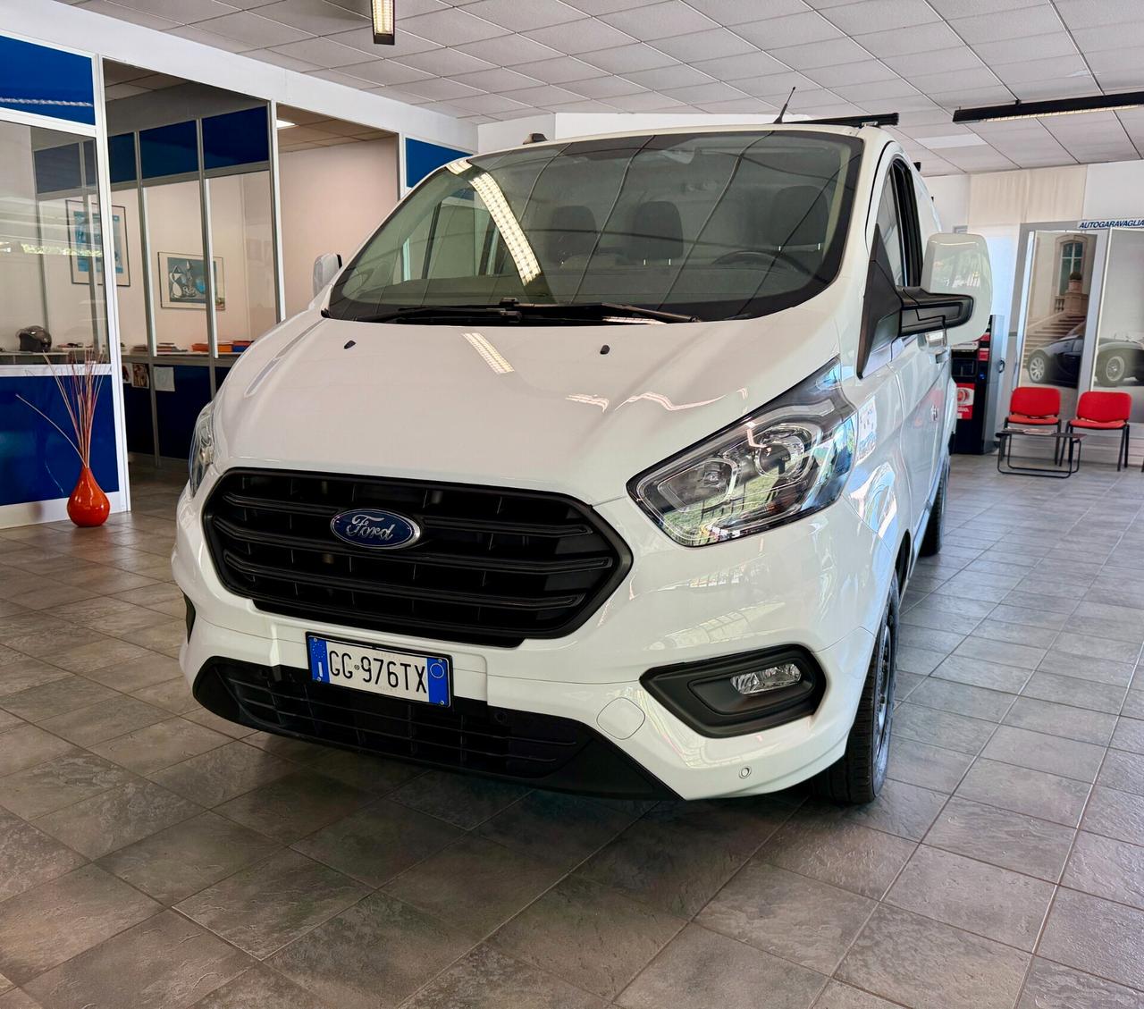 Ford Transit Custom 340 2.0 EcoBlue Hybrid 130 PL Furg. Titanium