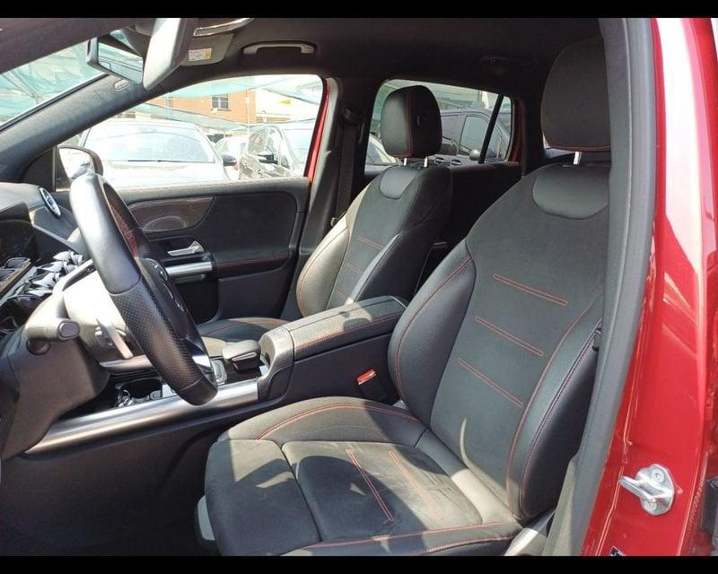 Mercedes-Benz GLA GLA 180 d Automatic Premium NIGHT-PACK