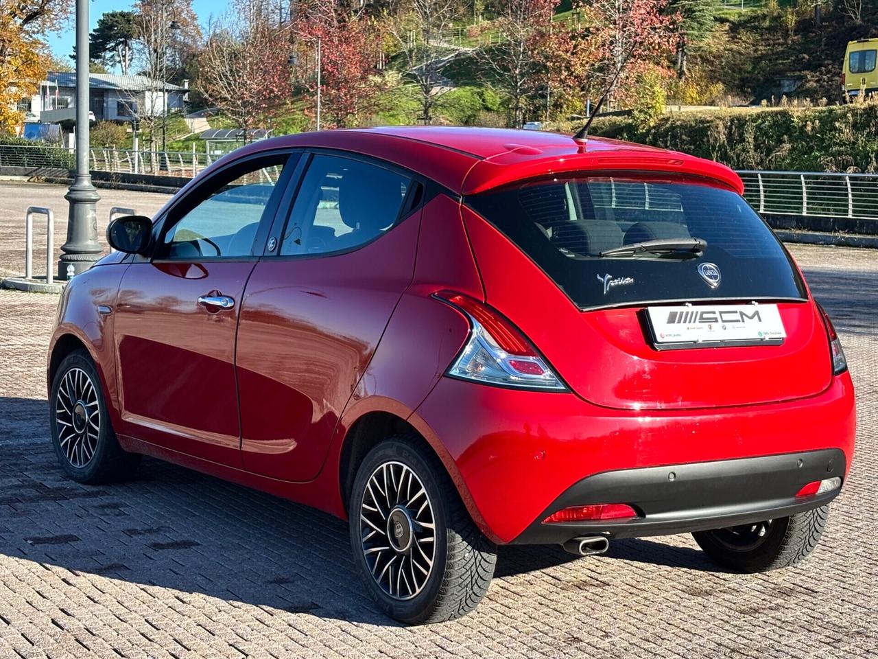 Lancia Ypsilon 1.2 5 B/GPL Ecochic 30º edt. NEOPATENTATI