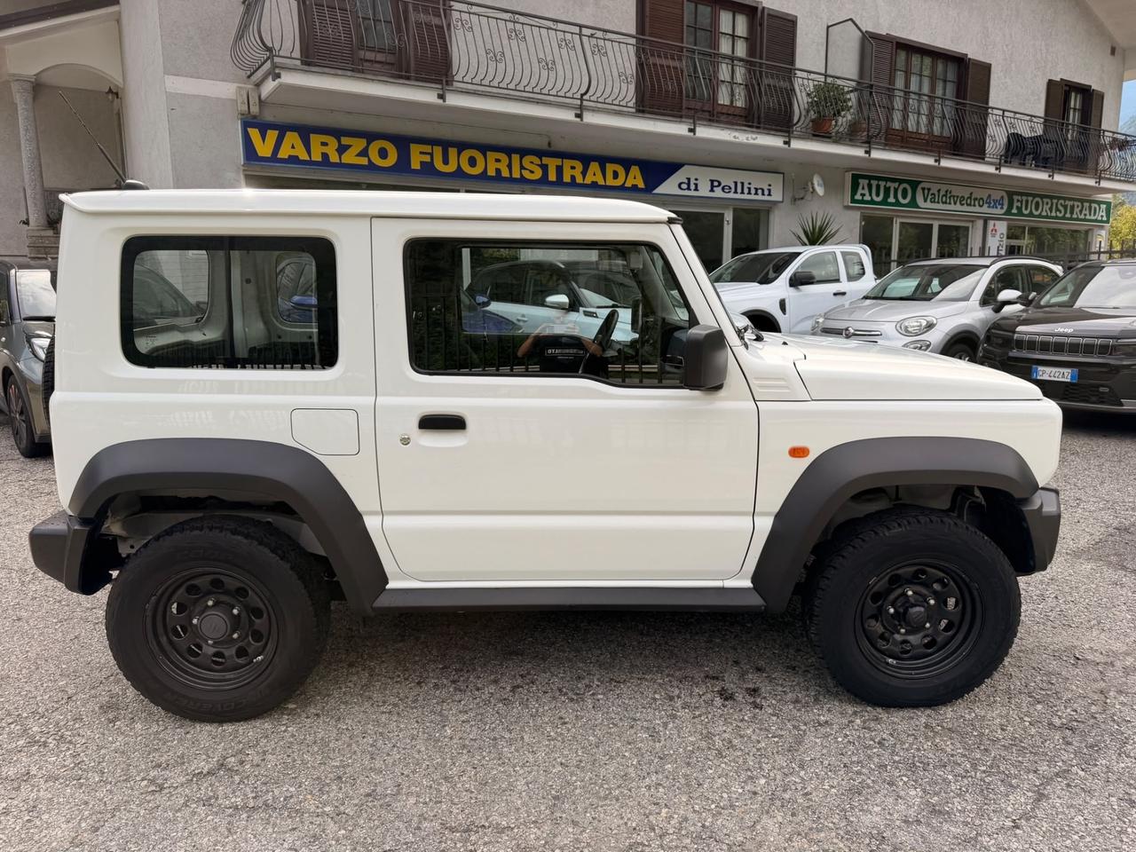 Suzuki Jimny 1.5 5MT PRO (N1)