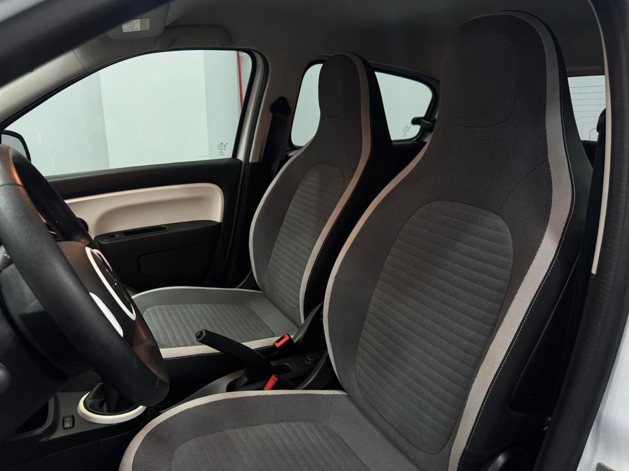 Renault Twingo SCe 65 CV Duel