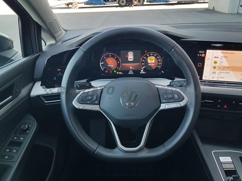 Volkswagen Golf VIII 2020 2.0 tdi Life 115cv dsg