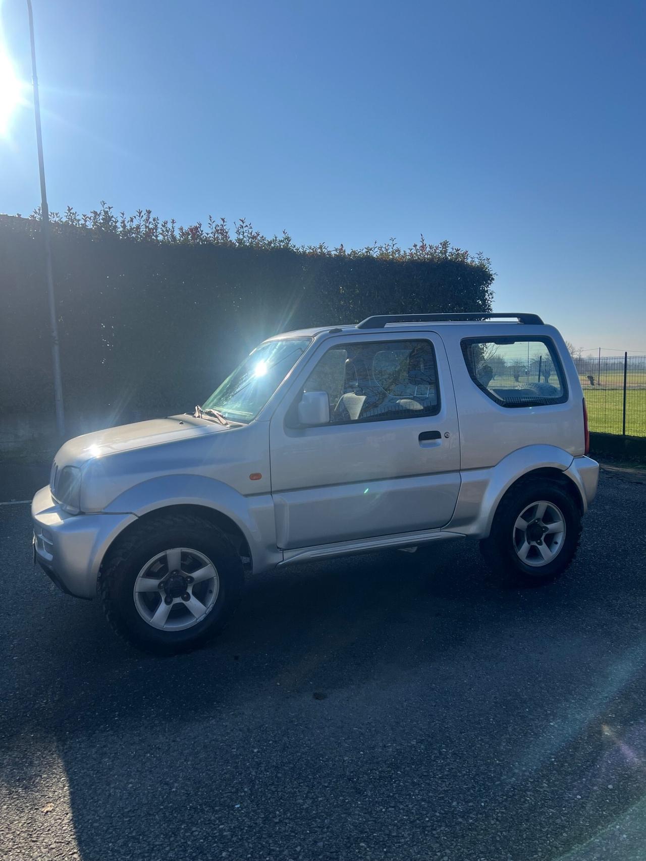 Suzuki Jimny 1.3i 16V cat 4WD JLX