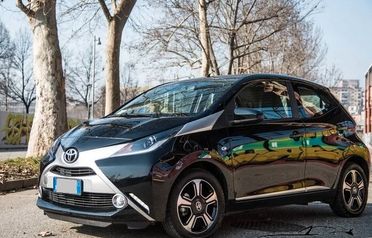 Toyota Aygo 1.0 VVT-i 69 CV 5 porte x-clusiv