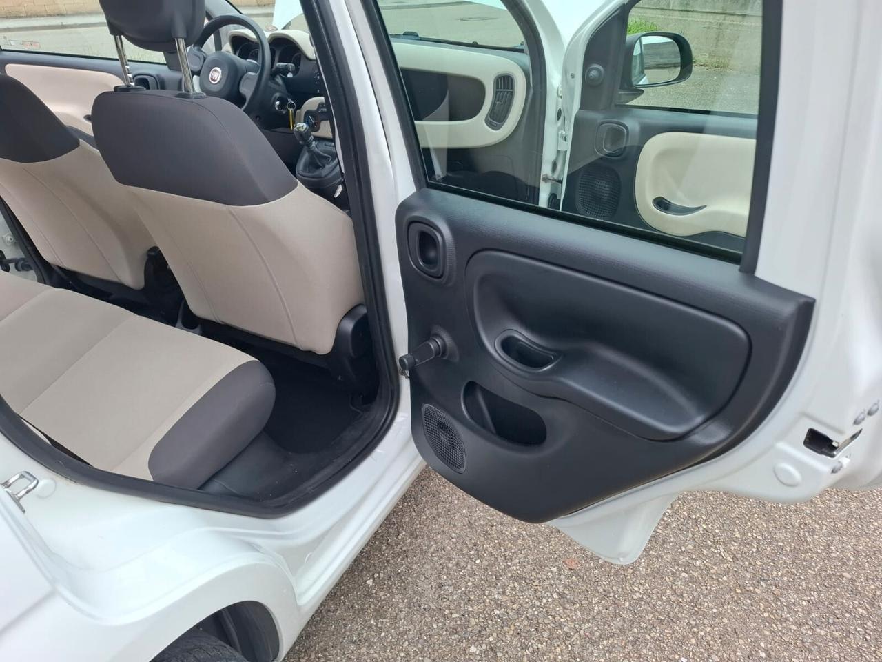 Fiat Panda 1.2 del 2016 SOLAMENTE 118.000 KM