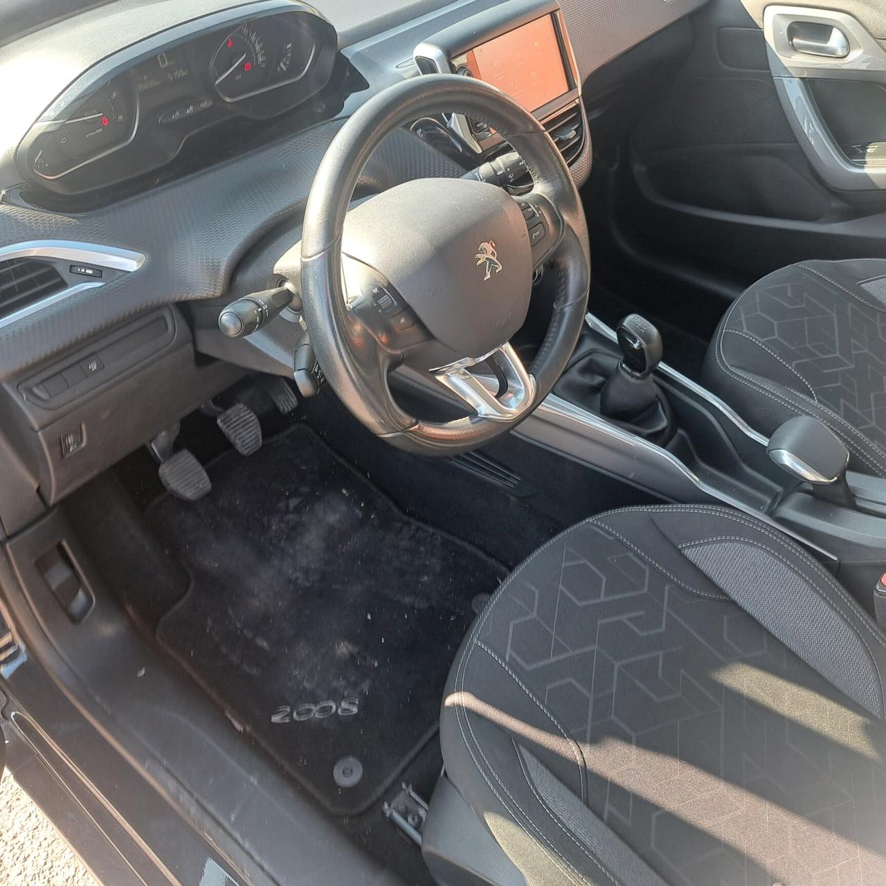 Peugeot 2008 BlueHDi 100 Active