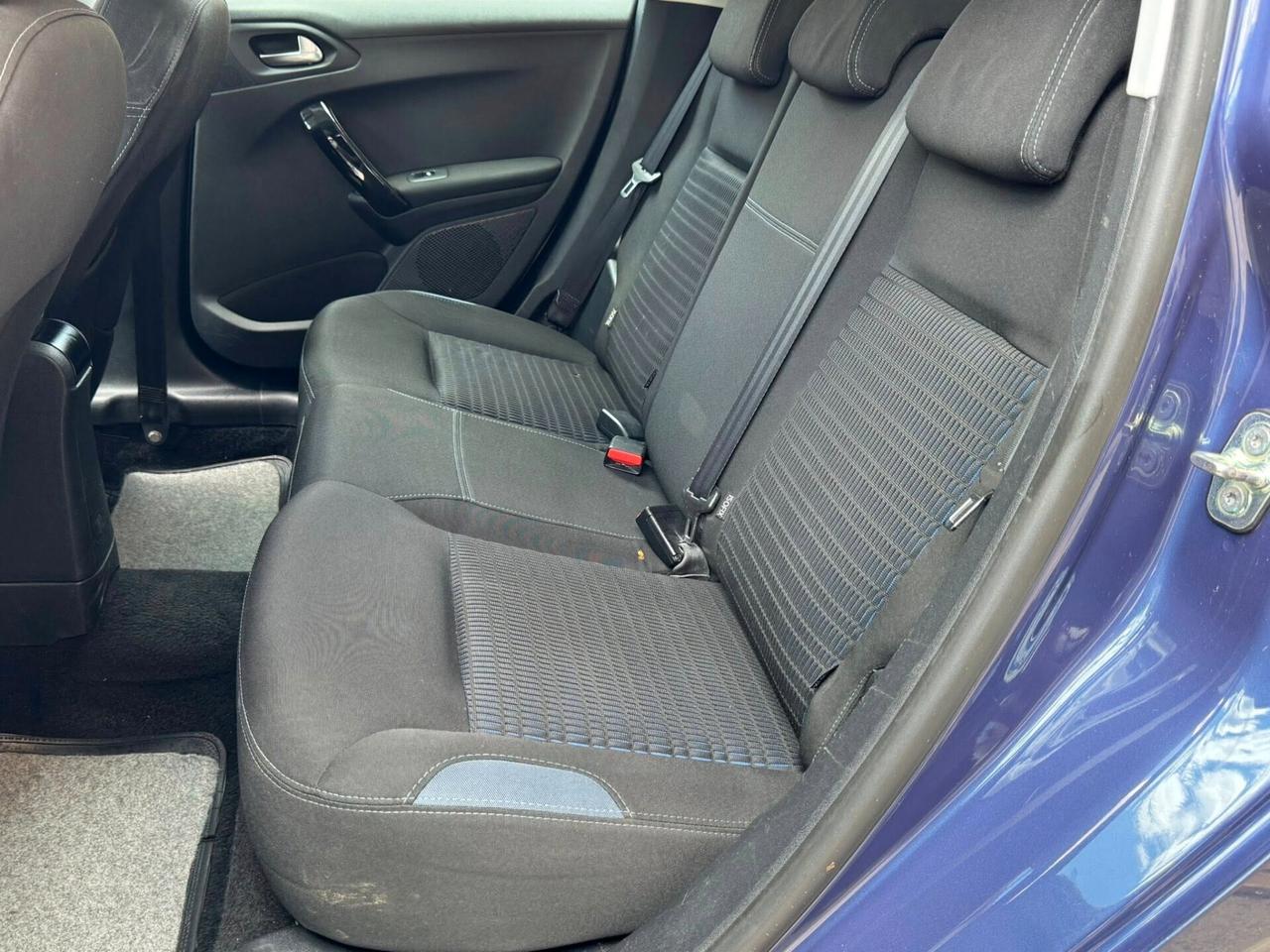 PEUGEOT 208 1.4 HDI 68 CV. ALLURE NAVI CERCHI