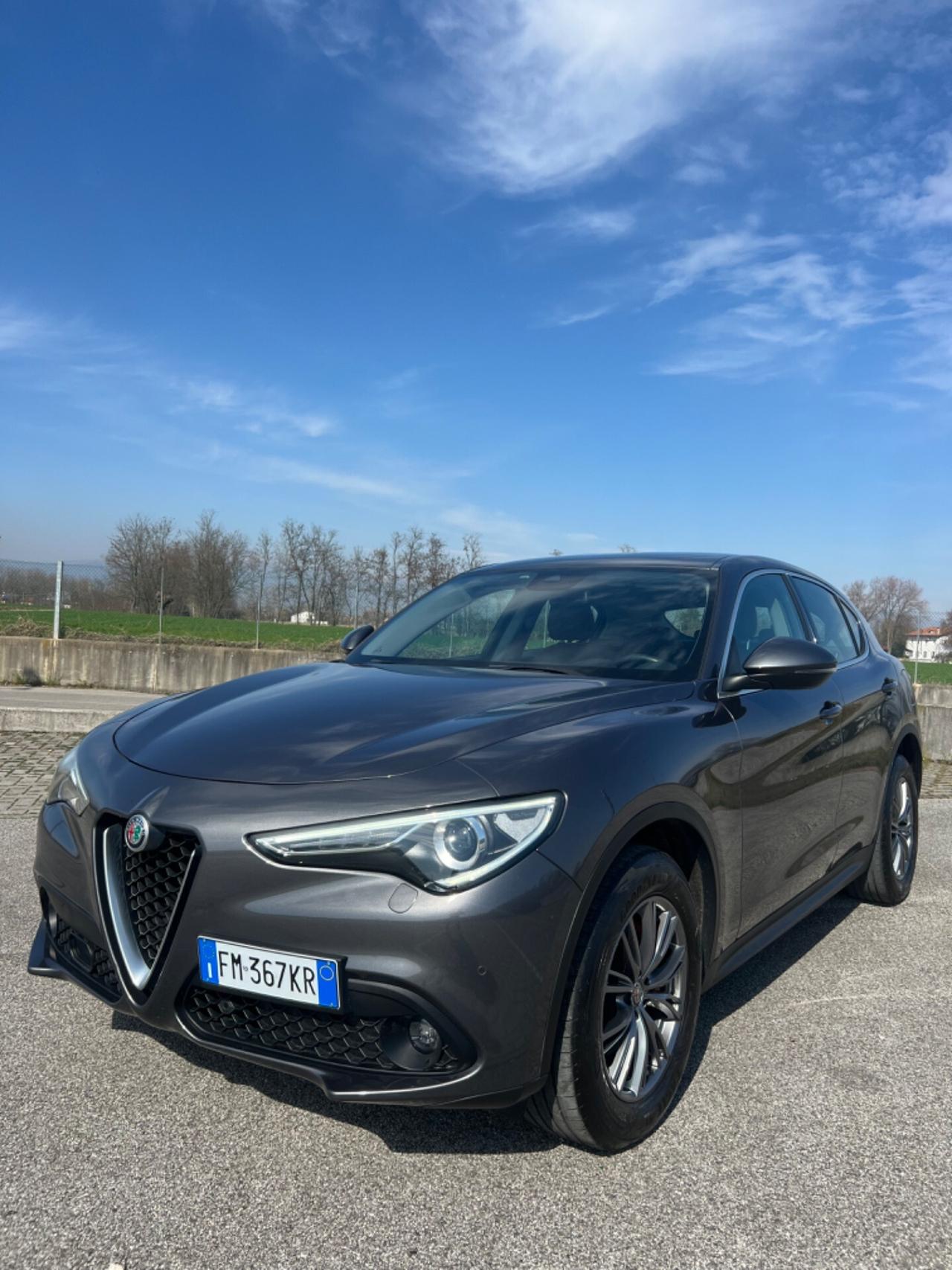 Alfa Romeo Stelvio 2.2 Turbodiesel 210 CV AT8 Q4 Executive