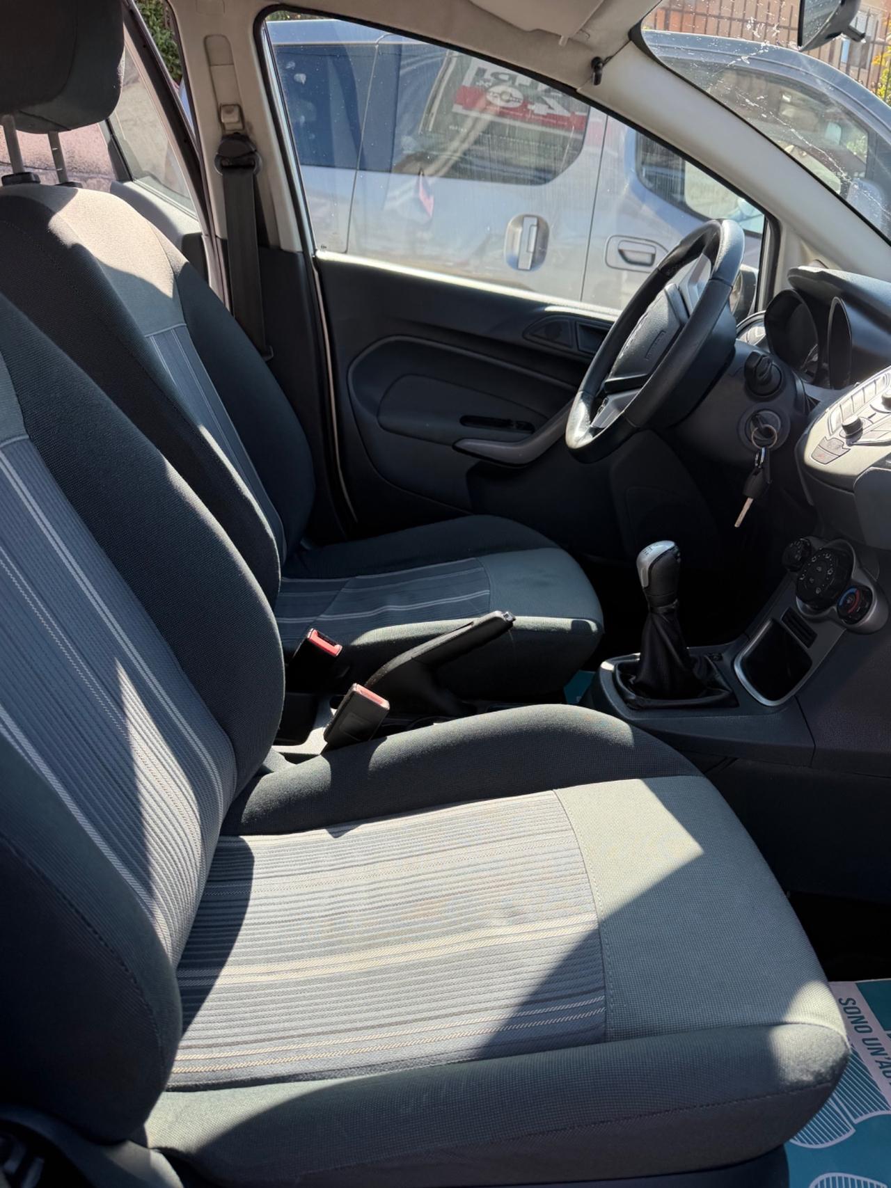 Ford Fiesta 1.4 TDCi 5p. Titanium