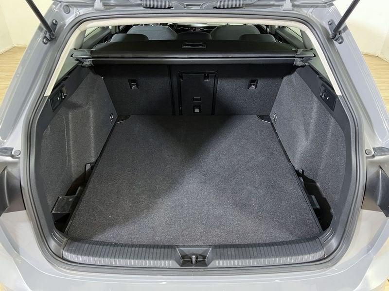Volkswagen Golf Variant 1.5 TGI Life DSG