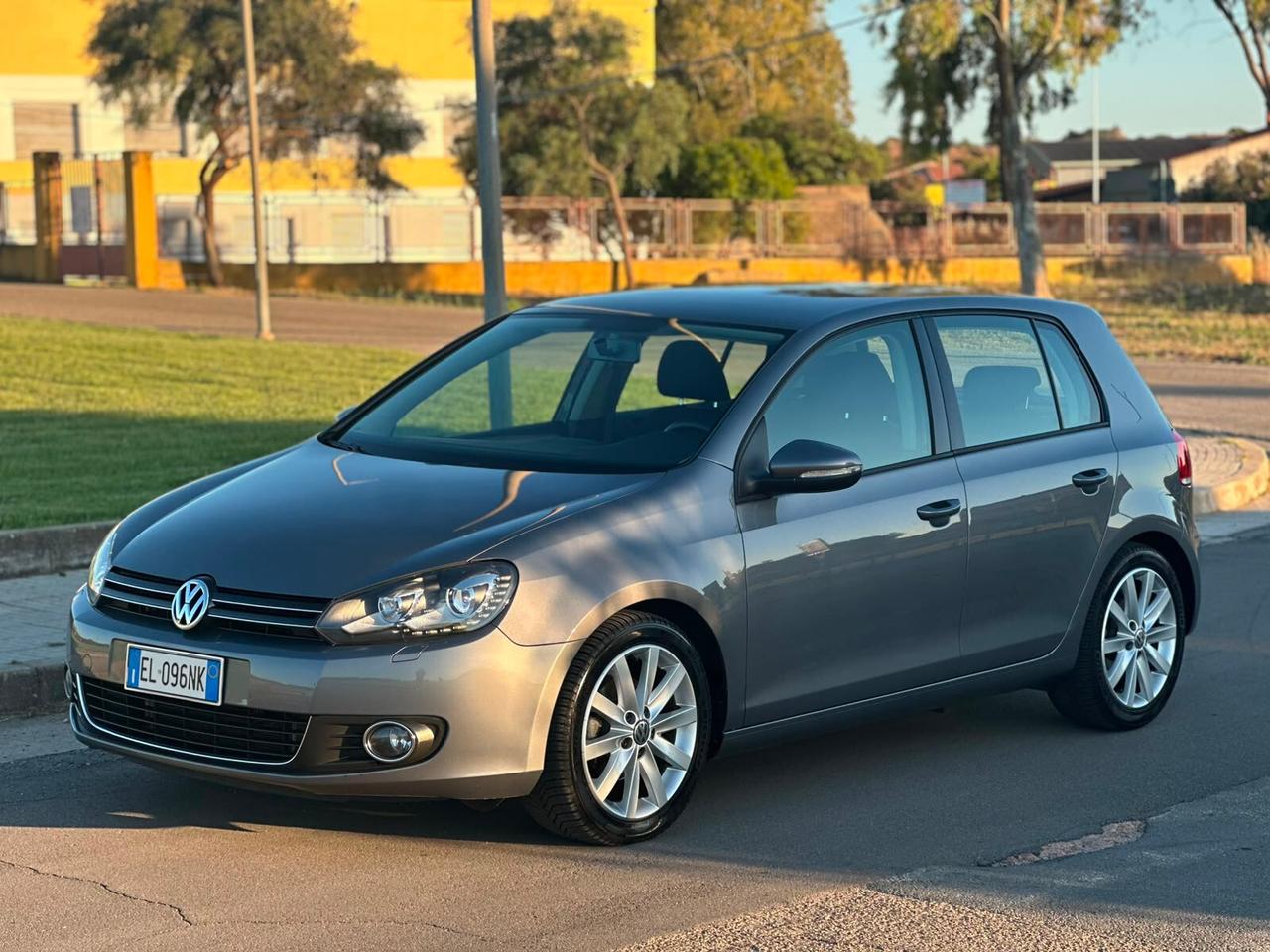 Volkswagen Golf 1.6 TDI 105cv Highline (74mila km!!!)
