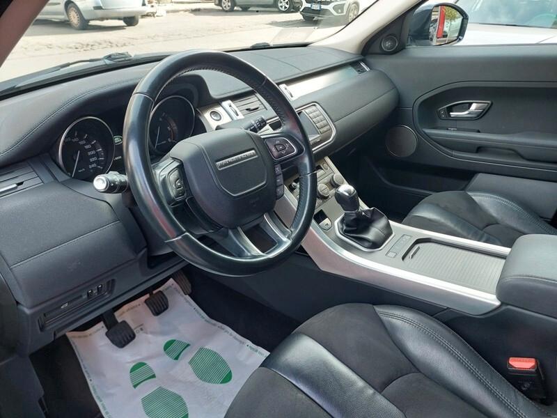 Land Rover Range Rover Evoque 2.2 TD4 150 CV 5p. Pure