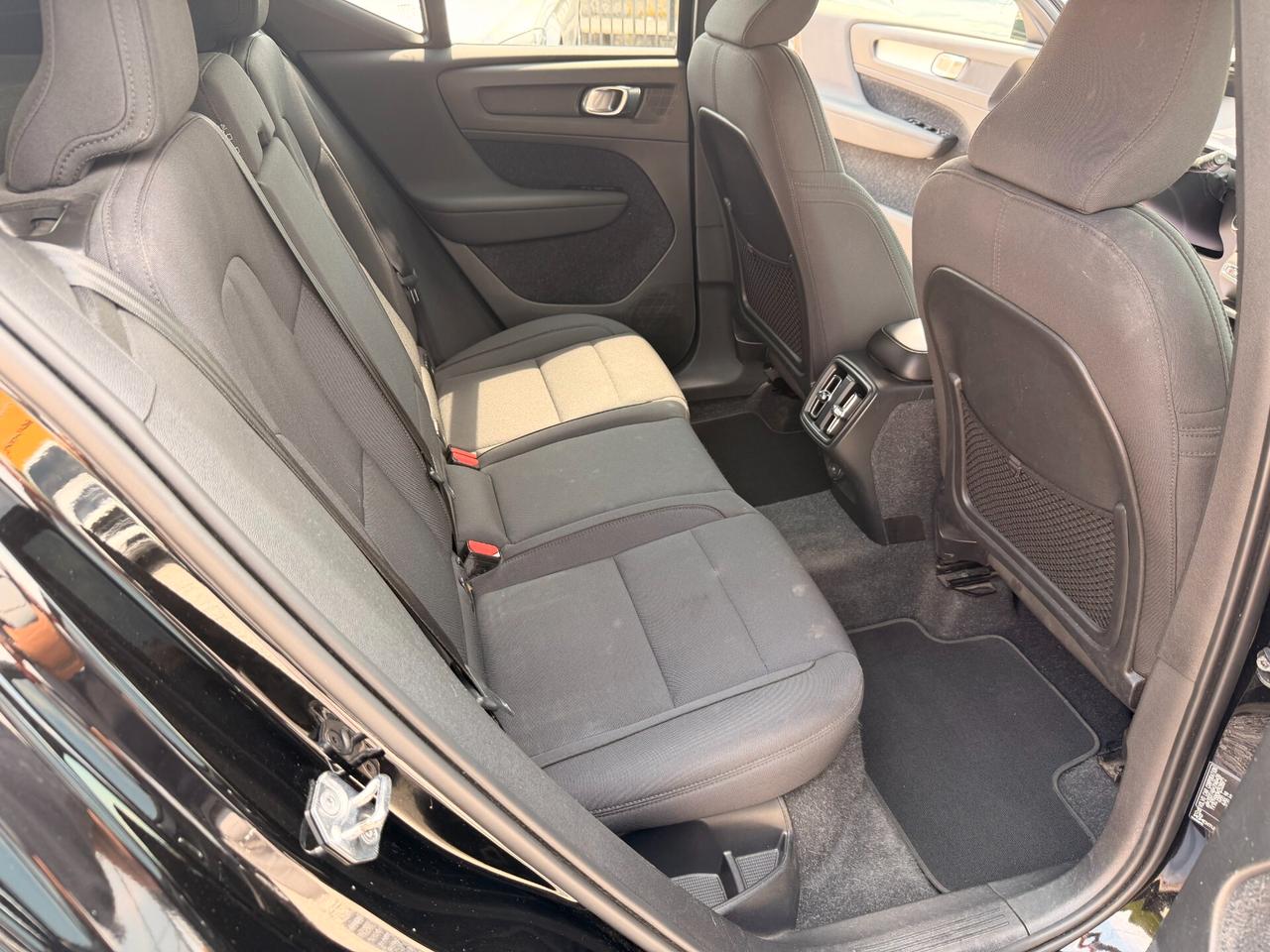 Volvo XC40 1.5 t3 163 Cv Momentum Pro auto