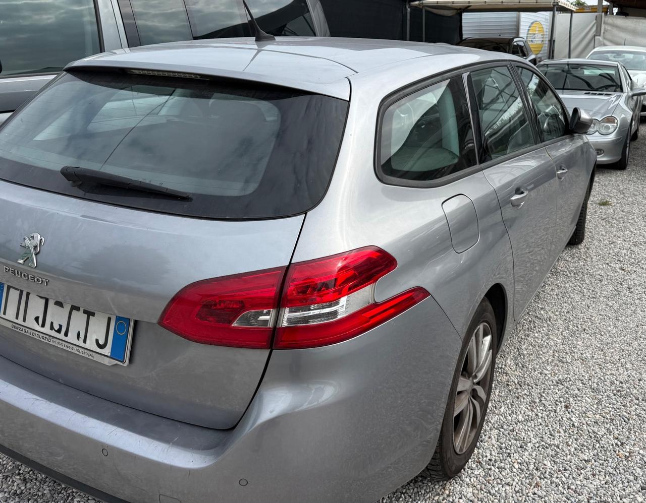 Peugeot 308 BlueHDi 120 S&S SW Business