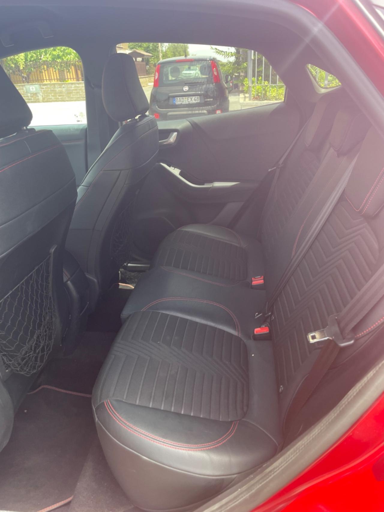 Ford Puma 1.0 EcoBoost Hybrid 155 CV S&S ST-Line