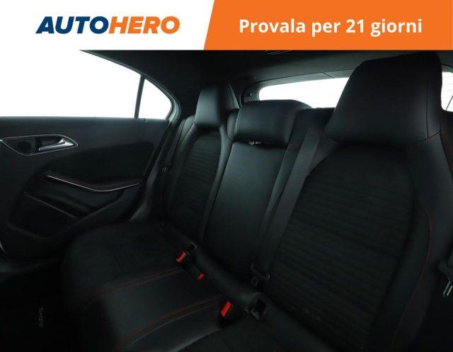 MERCEDES-BENZ A 180 d Automatic Premium