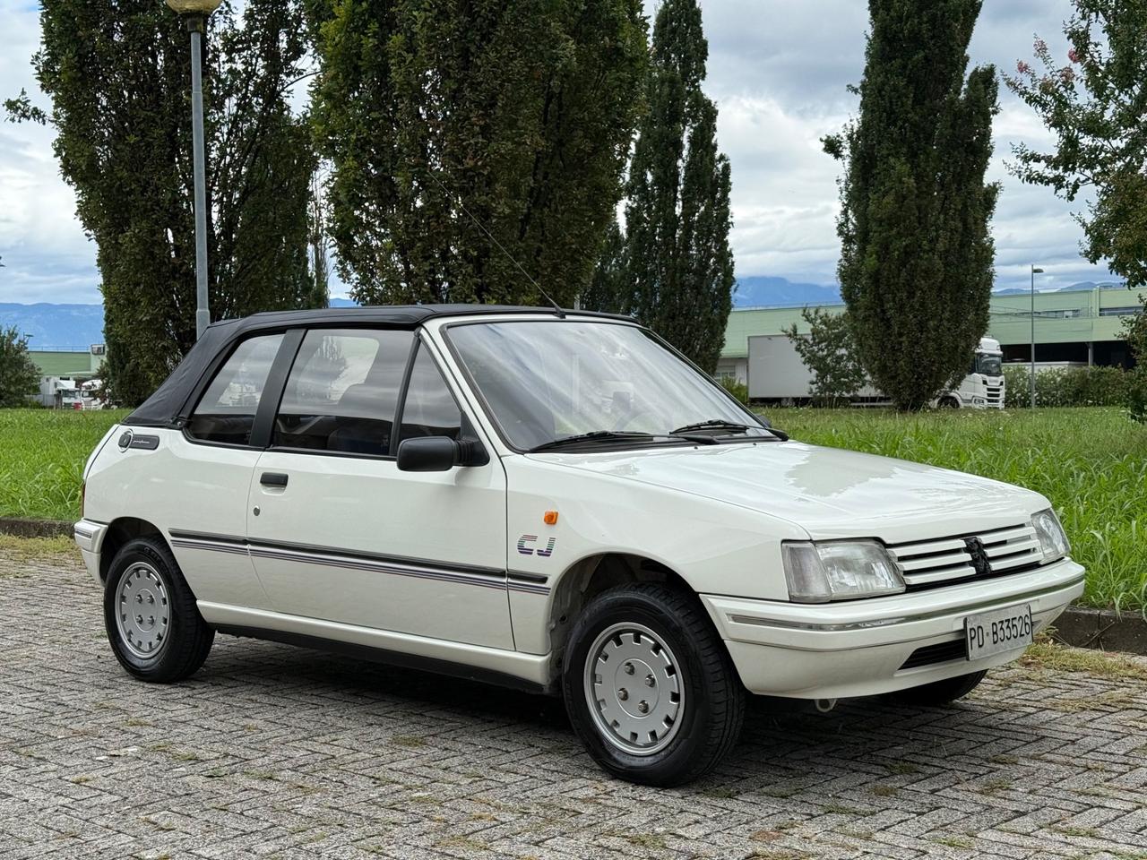 Peugeot 205 1.1i cat Cabriolet CJ