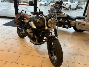 Bmw R nineT SCRAMBLER ABS AKRAPOVIC