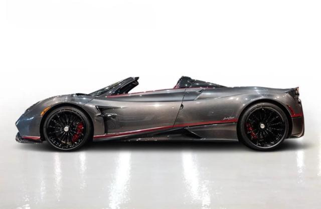 PAGANI Huayra HUAYRA ROADSTER V12 764HP 1/100