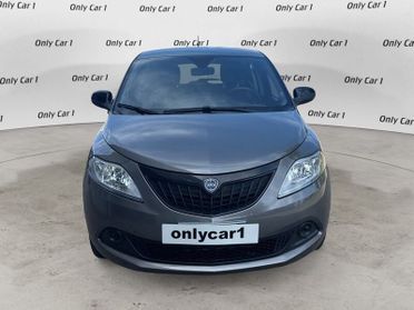 Lancia Ypsilon Ypsilon 1.0 FireFly 5 porte S&S Hybrid Silver