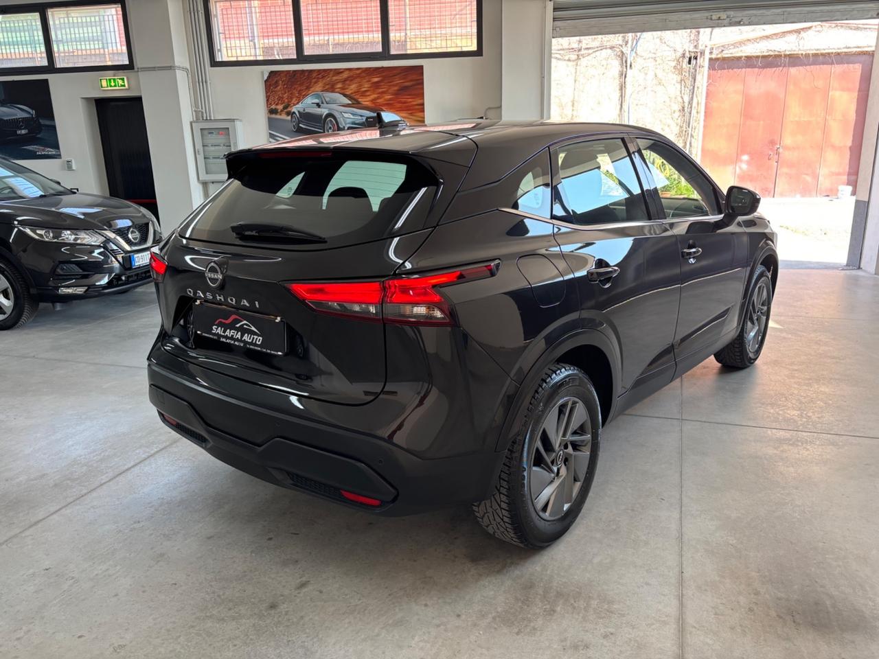 Nissan Qashqai MHEV 140 CV Business