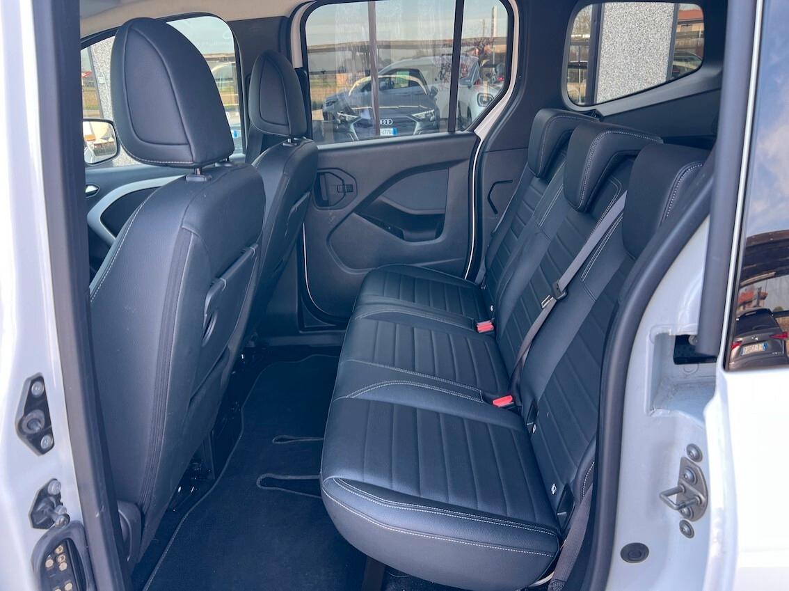 Mercedes-Benz Classe T Long 180d Premium auto UNIPROPR. - FULL OPTIONAL