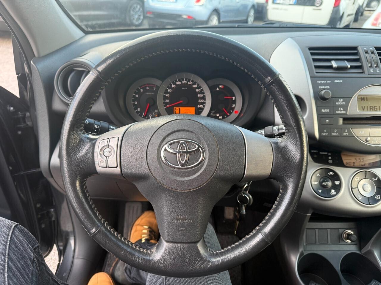 Toyota RAV 4 RAV4 2.2 D-4D 136 CV Luxury