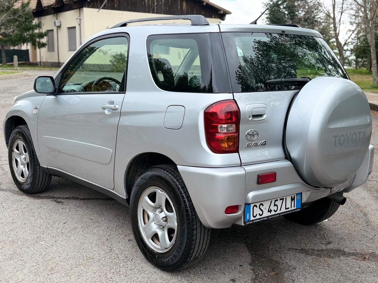 Toyota RAV 4 RAV4.com 2.0 Tdi D-4D cat 3 porte