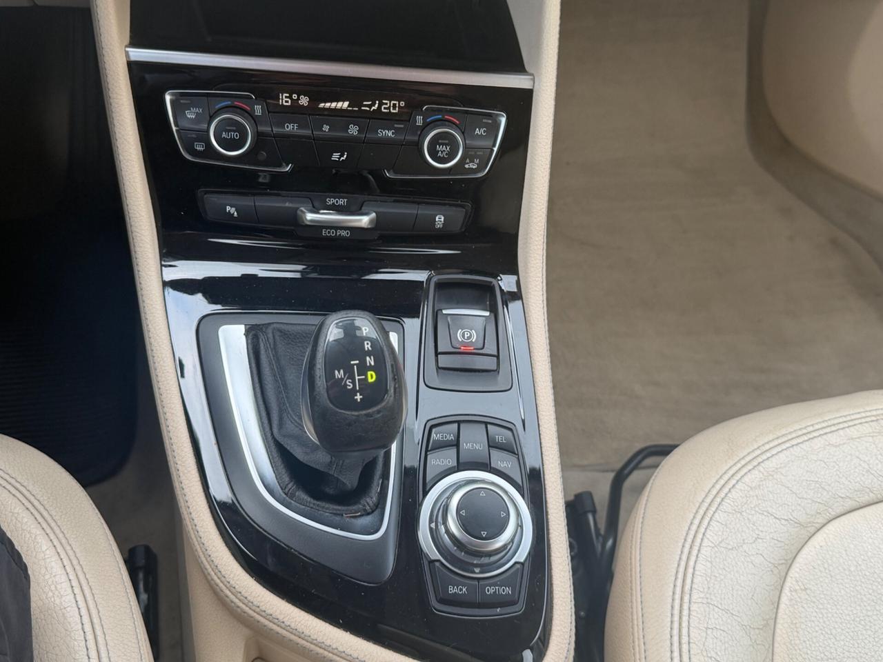 Bmw serie2 Active Tourer 218d Luxury / FULL