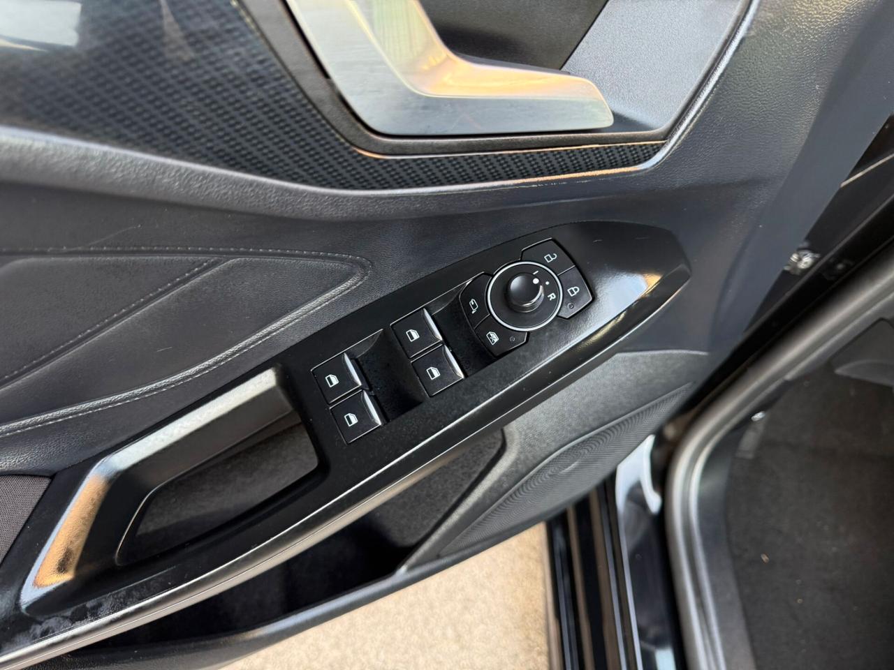 Ford Focus 1.0 EcoBoost Hybrid 125 CV SW ST-Line