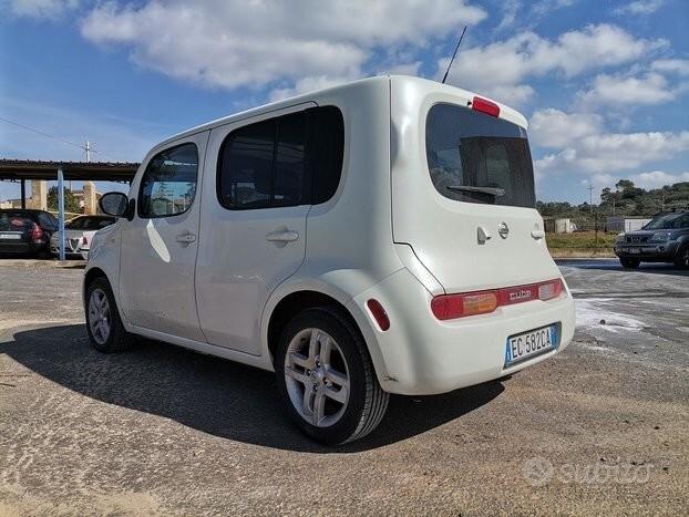 Nissan Cube 1.6cc - 2010