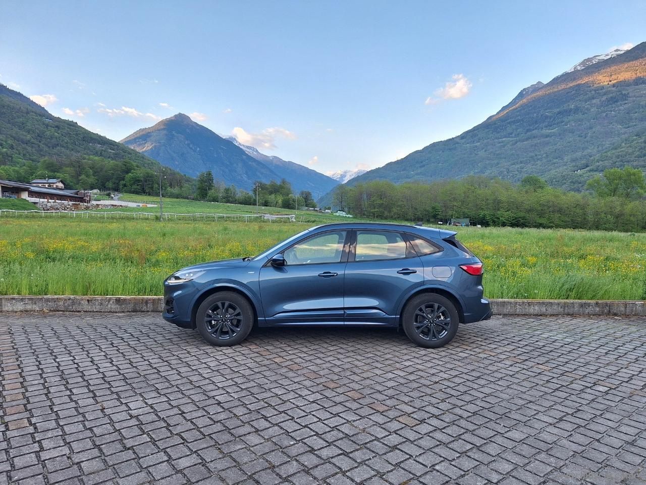 FORD Kuga 2.5 Full Hybrid 190 CVT AWD ST-Line 4X4