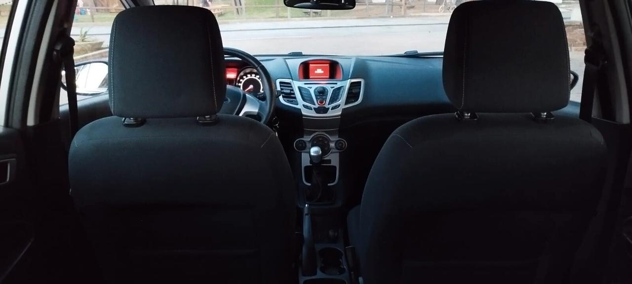 Ford Fiesta 1.2 16V 82CV 5p. Titanium Bs.