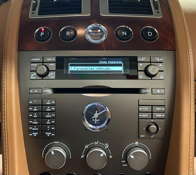 ASTON MARTIN DB9 Volante Touchtronic