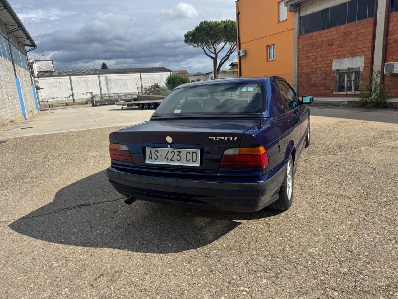 Bmw 320 320i 24V cat Cabriolet